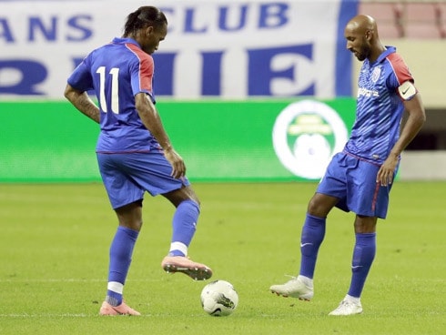 Drogba-Anelka-jpg-1355802887_500x0.jpg