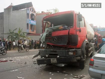 Hiện trường vụ tai nạn kinh hoàng.