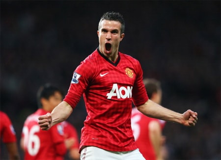 Van Persie đã trở thành người hùng của MU