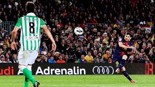 lionelmessiscoresvbetis20130505-640x360-