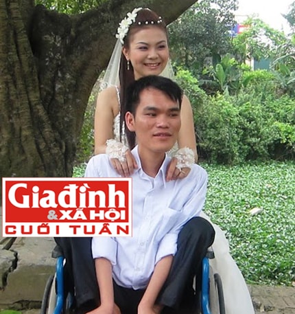 Cảm động chuyện tình của chàng trai khuyết tật nhờ em ruột làm& chú rể trong ngày hôn lễ 2