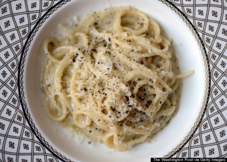 Thưởng thức Cacio e pepe (món mỳ truyền thống của Ý) để biết họ đã từng thông minh hơn chúng ta!