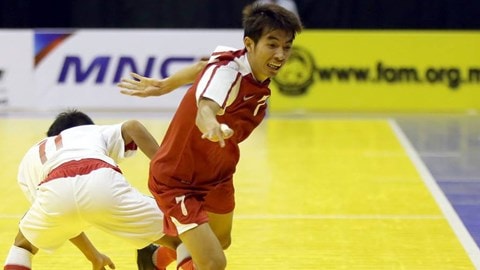 Phùng Trọng Luân ghi 1 bàn thắng cho ĐT futsal Việt Nam