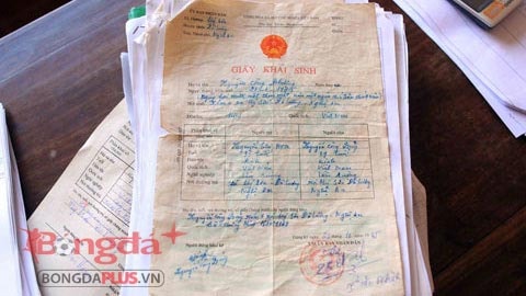 Giấy khai sinh gốc của Công Phượng ghi rõ anh sinh ngày 21/01/1995