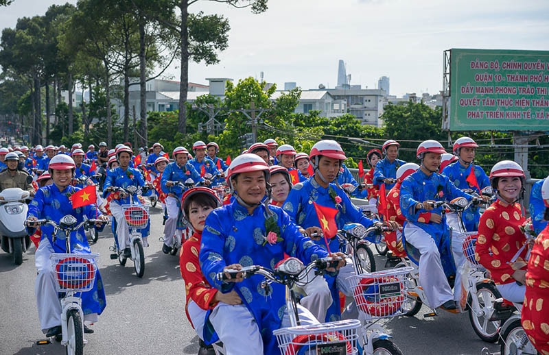 cưới, tập thể, sài gòn, quốc khánh