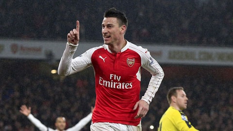 Koscielny ghi bàn duy nhất giúp Arsenal hạ gục Newcastle