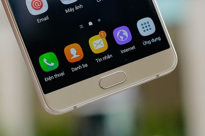 Smartphone khổng lồ có pin 2 ngày của Samsung