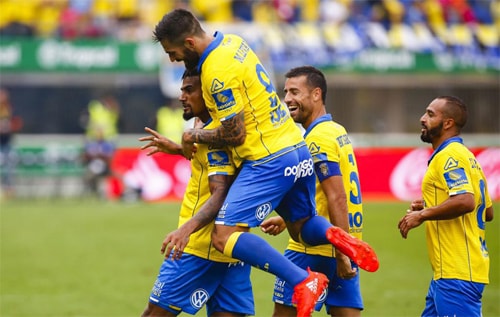 las-palmas-tro-lai-vi-tri-dan-dau-la-liga-sau-38-nam