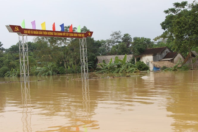 Bão Sarika vào biển Đông, diễn biến khó lường 