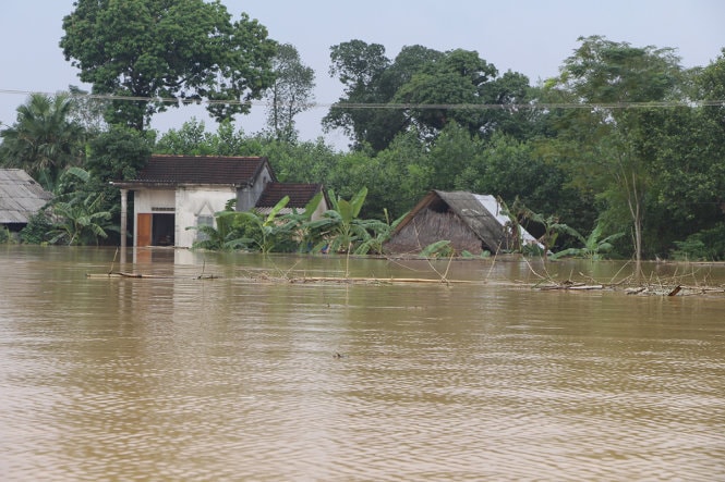 Bão Sarika vào biển Đông, diễn biến khó lường 