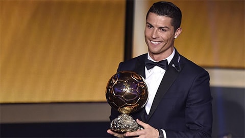 Cristiano Ronaldo lần thứ 4 giành Quả bóng Vàng