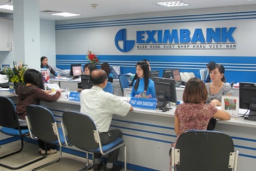 eximbank-muon-ban-het-co-phan-tai-sacombank