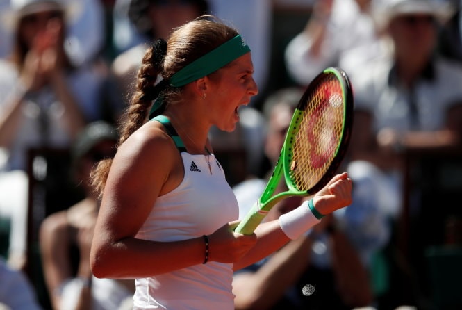 Đánh bại Halep, Ostapenko lần đầu vô địch Roland Garros