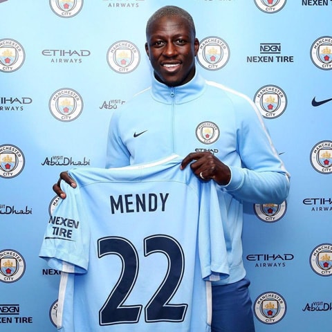 Mendy là bản hợp đồng mới nhất của Pep