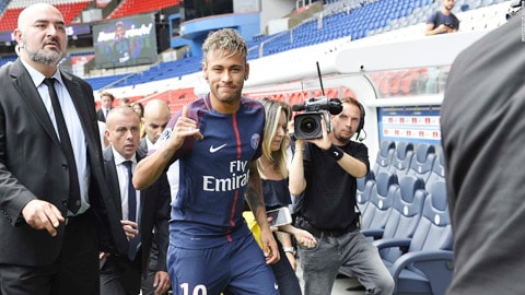 p Neymar đã mang đến cú hích cực lớn khi chuyển đến PSG