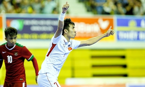 futsal-viet-nam-thang-indonesia-khi-chi-con-33-giay-1