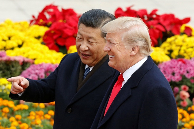 Tổng thống Trump cười tươi với 280 tỉ USD ở Trung Quốc - Ảnh 1.