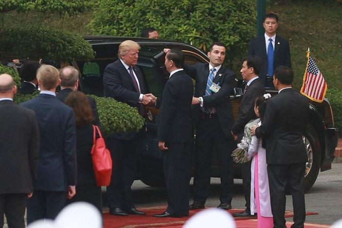 Toàn cảnh lễ đón trọng thể Tổng thống Donald Trump tại Phủ Chủ tịch - ảnh 9