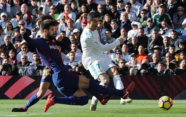 Ronaldo tỏ ra rất vô duyên