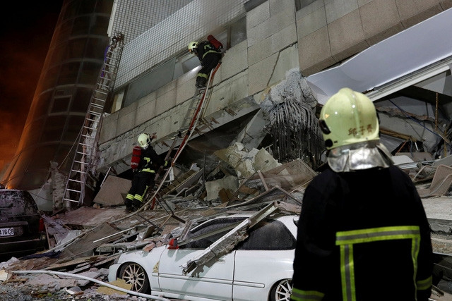 Động đất rung chuyển Đài Loan, 2 người chết, 200 người bị thương - Ảnh 2.
