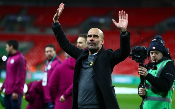 Guardiola có danh hiệu đầu tiên cùng Man City. Ảnh: Reuters.