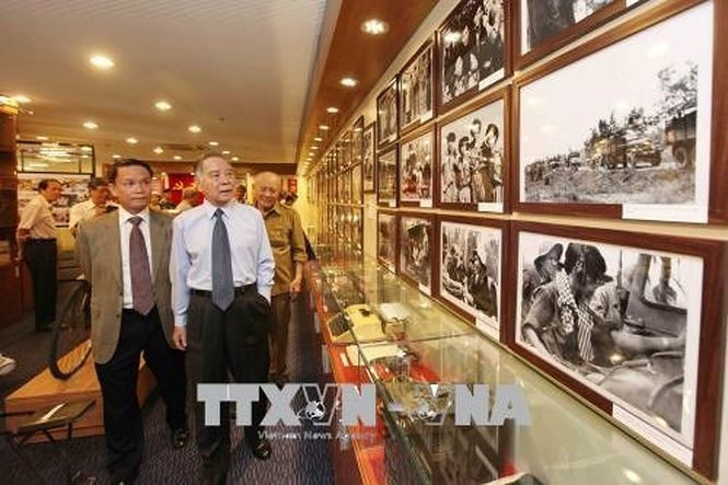 Những hình ảnh hoạt động của nguyên Thủ tướng Phan Văn Khải - ảnh 2
