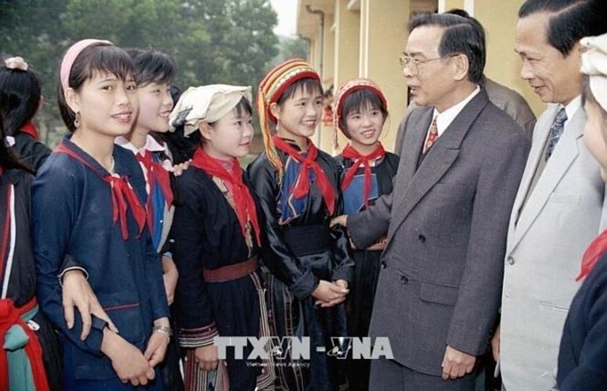 Những hình ảnh hoạt động của nguyên Thủ tướng Phan Văn Khải - ảnh 9