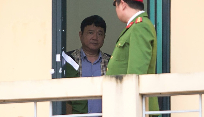 Ông Đinh La Thăng lại ra tòa vụ PVN mất 800 tỉ - Ảnh 1.