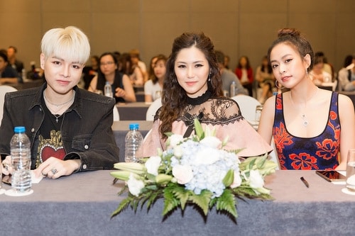 Hoàng Thùy Linh, Hương Tràm và Đức Phúc.