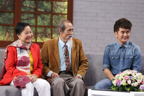 Vợ chồng Mạnh Dung (trái) và diễn viên Hùng Thuận.