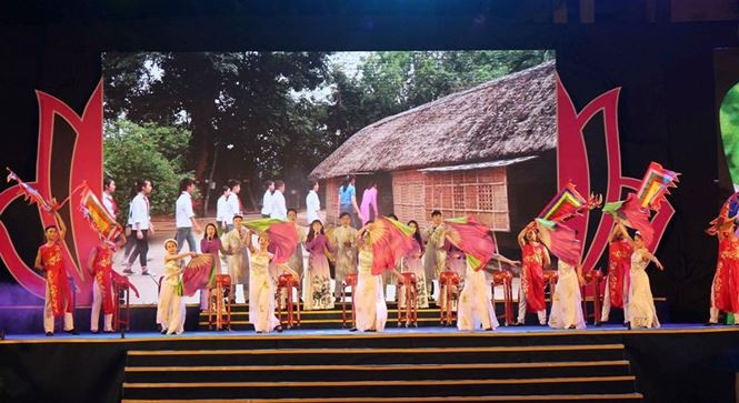 Nghệ An: Khai mạc lễ hội Làng Sen 2018 - ảnh 2