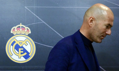 Zidane quyết định ra đi trên đỉnh cao danh vọng ở Real Madrid. Ảnh: AFP.