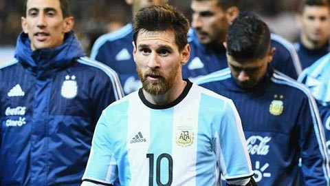 Chờ Messi phá băng Iceland