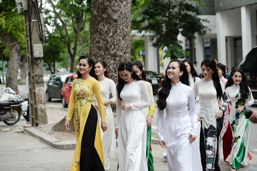Dàn thí sinh nô nức tới Sơ khảo phía Bắc Hoa hậu Việt Nam 2018 - ảnh 3