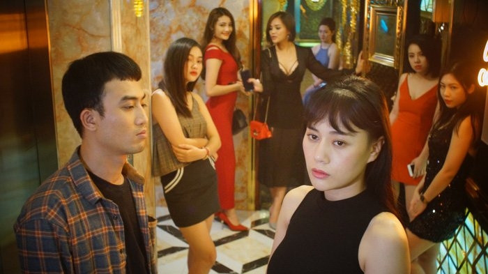 Phim Việt giờ vàng câu khách bằng bạo lực và tình dục?