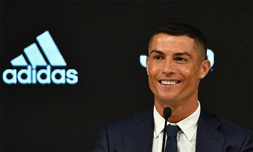 Ronaldo sẽ không còn phải bận tâm về những vấn đề tại Tây Ban Nha. Ảnh: Reuters