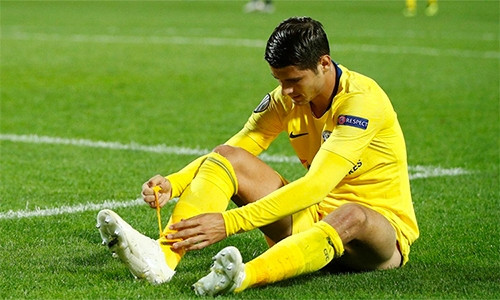 Morata thất vọng với một trong những tình huống hỏng ăn trước PAOK. Ảnh: CFC. 