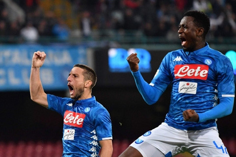 Niềm vui chiến thắng của các cầu thủ Napoli