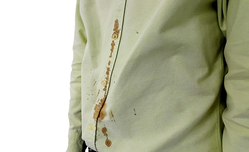Vết ố cà phê rất cứng đầu và khó để làm sạch. Ảnh: Shutterstock.