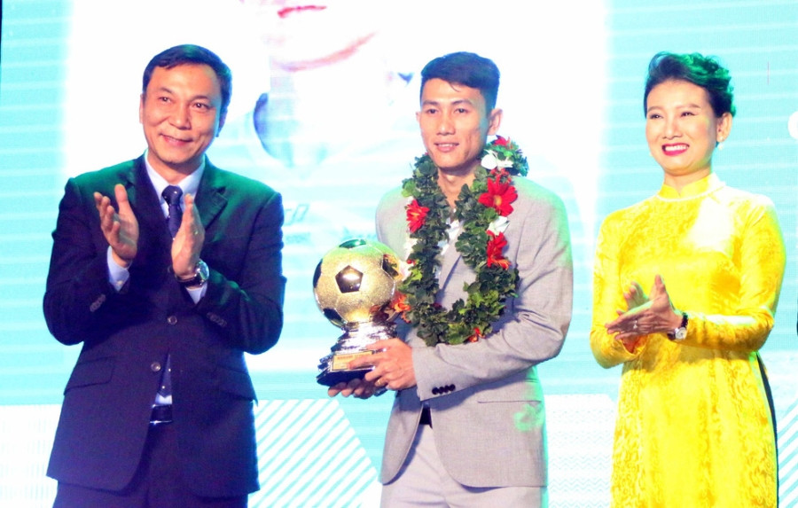 Quang Hải giành Quả bóng vàng Việt Nam 2018 - Ảnh 7.