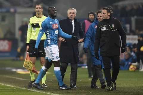 Koulibaly trở thành tâm điểm bị phân biệt chủng tộc