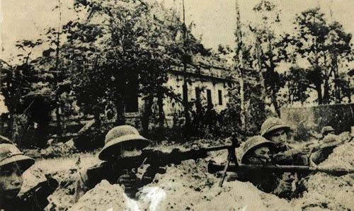 Đại đội 9 (Tiểu đoàn 9, Trung đoàn 18) phòng ngự tại chùa Xà Xía, Hà Tiên, Kiên Giang tháng 7/1978. Ảnh: Báo Quân đội nhân dân.