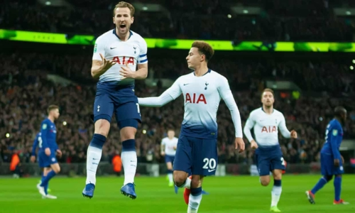 Kane đi vào lịch sử Tottenham khi mới 25 tuổi. Ảnh: Rex.