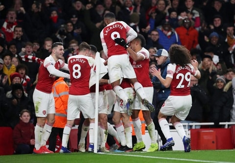 Đánh bại Chelsea, Arsenal đã thắp sáng lại hy vọng giành vé vào Top 4