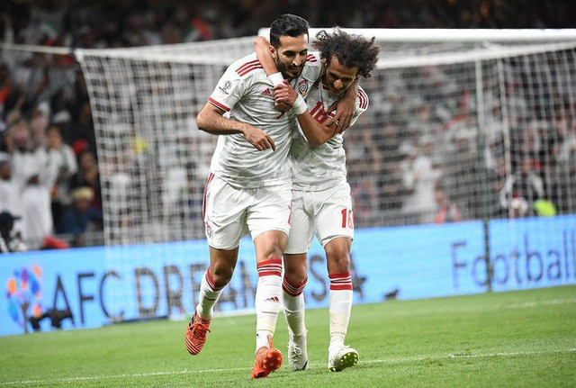 UAE mua hết vé, không cho cổ động viên Qatar xem bán kết Asian Cup - Ảnh 2.