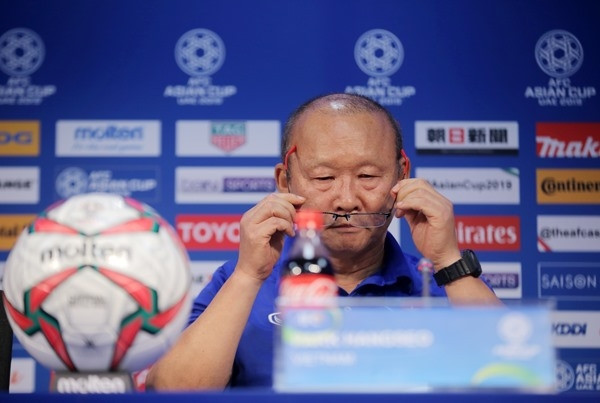 HLV Park Hang-seo sẽ tập chung cho tuyển Việt Nam ở vòng loại World Cup 2022. Ảnh VFF