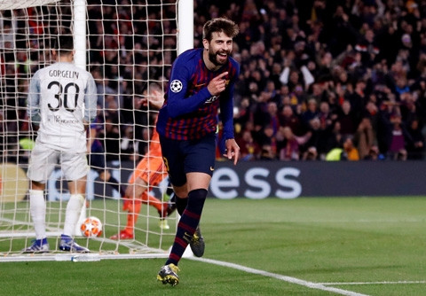 PIque ghi bàn sau đường kiến tạo của Messi nâng tỷ số lên 4-1 ở phút 81