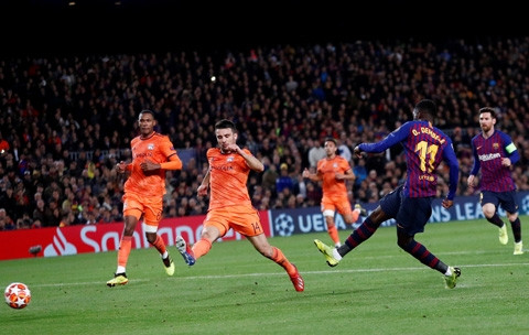 Dembele ấn định tỷ số 5-1 cho Barca cũng từ một đường kiến tạo của Messi