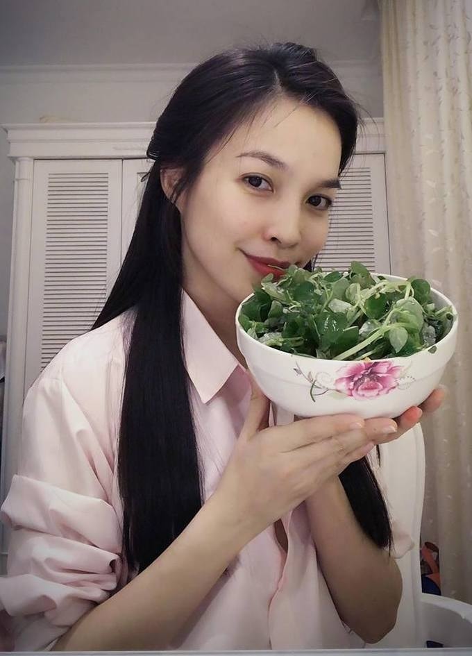 Hiền Thục ngày càng trẻ đẹp dù đã ngấp nghé tuổi 40