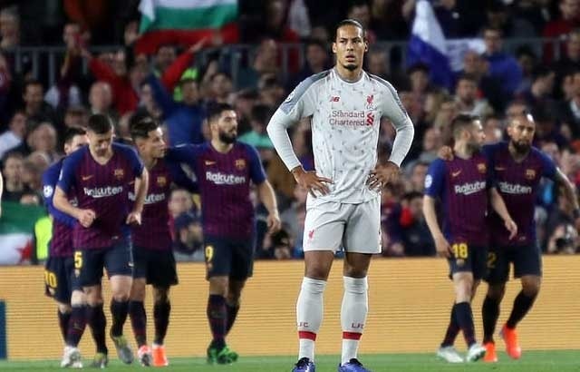 Van Dijk có ngày trở lại Nou Camp đáng quên